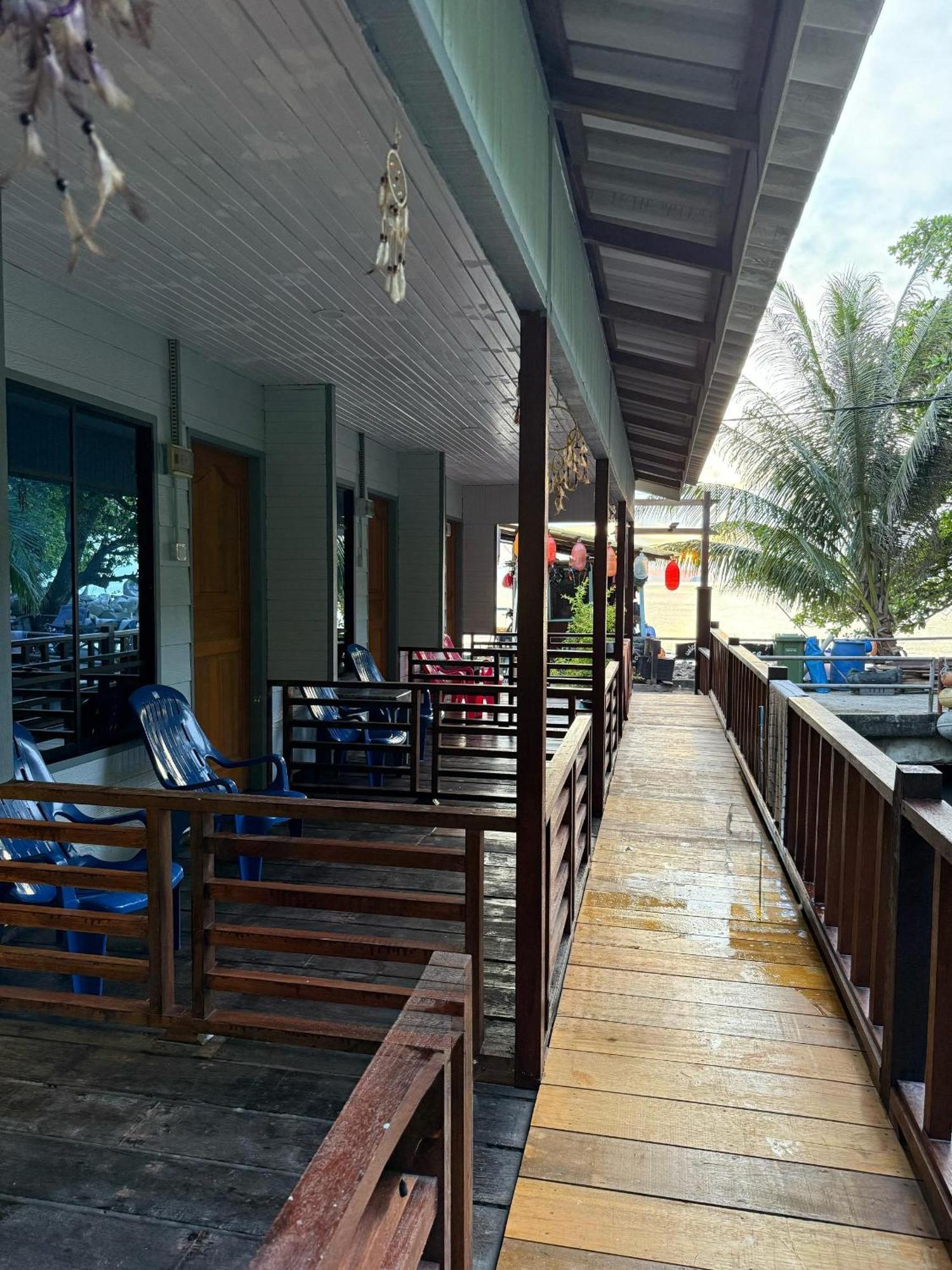 Ella'S Place Salang Tioman Kampong Ayer Batang Rum bild